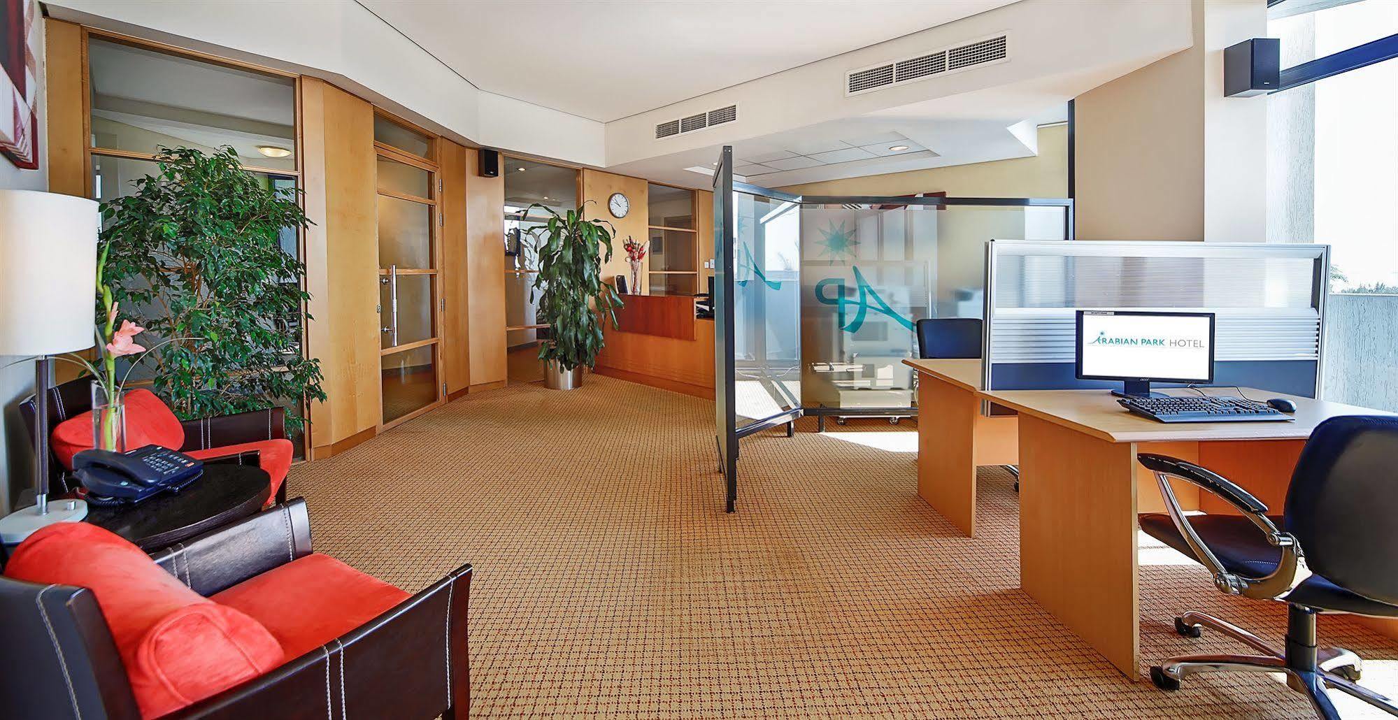 Arabian Park Dubai, An Edge By Rotana Hotel Exterior photo
